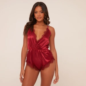 clothing_03_090625_sq.webp