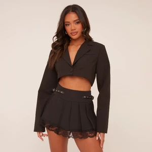 clothing_03_090625_sq.webp