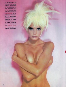 italia-vogue-october-1990-85.thumb.jpg.0754ec9e51ea05b099d278df2da6f2e3.jpg