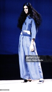 luvisotos00kenzo-2.thumb.jpg.b1aa7386a0786b2b19b84e54290cc490.jpg