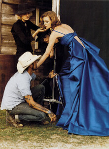 outlawcouture002.thumb.jpg.278e7cd44f733141afb8bd6d3f50dc0a.jpg
