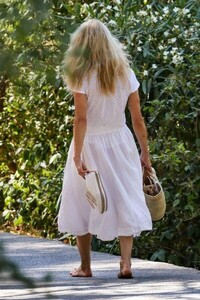 pamela-anderson-in-saint-tropez-07-16-2024-4.jpg