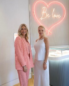pamela-anderson-pandora-event-in-copenhagen-fashion-week-august-2024-1.jpg