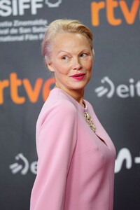 pamela-anderson-sizzles-on-the-red-carpet-at-san-sebastian-film-festival-for-the-last-showgirl-9.jpg