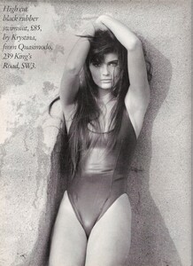 swells_swimsuits_04.thumb.jpg.9e04dacc8afa443cc63037f1a4e86de9.jpg