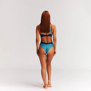 the-raised-lace-bralette-and-v-brazilian-setlemonade-dolls-101511.jpg