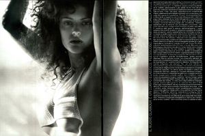 vogue3.thumb.png.71b226e7feb69f887d699c76433f9428.png