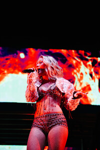 zara-larsson_homecoming_melinahagglund-16_53960471238_o.jpg