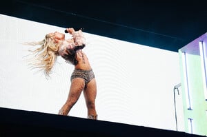 zara-larsson_homecoming_melinahagglund-23_53959332562_o.jpg