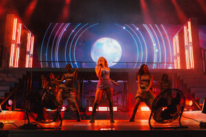 zara_larsson_dag1_brannbollsyran_2024_paoduell_10_53760965558_o.jpg