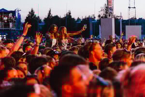 zara_larsson_dag1_brannbollsyran_2024_paoduell_17_53760965438_o.jpg