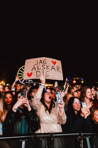 zara_larsson_homecoming_2024_paoduell_36_53960754680_o.jpg