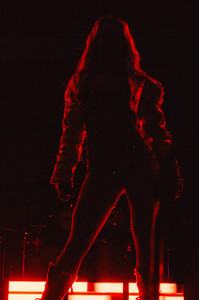 zara_larsson_homecoming_2024_paoduell_55_53959407732_o.jpg