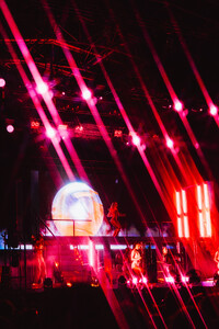zara_larsson_homecoming_2024_paoduell_6_53960298406_o.jpg