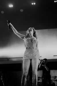 zaralarsson_fredag_timothygottlieb-26_53761434111_o.jpg
