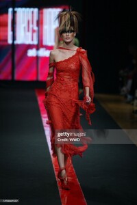 zikova f03hobeikaHC-7.jpg