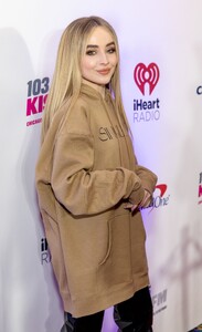 1035kfm-jb18_015.jpg