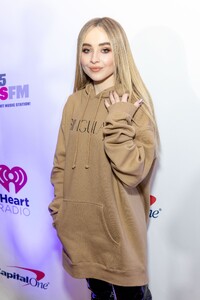 1035kfm-jb18_016.jpg