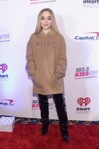 1035kfm-jb18_020.jpg