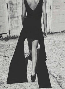 1124-vogue_145.jpg