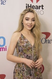 17y100-jb_009.jpg