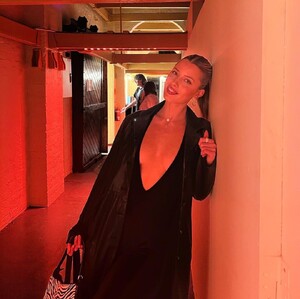 [2022.10.14] scarlett.mayer__311601129_5510331362379260_8333378957245086482_n.jpg