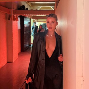[2022.10.14] scarlett.mayer__311677472_141866058568875_8344373658113894220_n.jpg