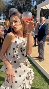 2024_10.08alessandraambrosio_FD491989303D22B53F0B3C7146DC859D_video_dashinit.thumb.jpg.0175cc87790bfcf9724c90f6a8db28ea.jpg