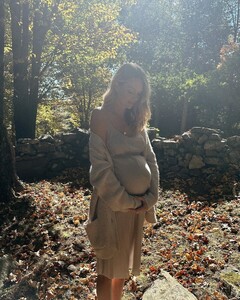 [2024.10.11] lindsellingson_462648421_1332788327704767_8178476757533195486_n.jpg