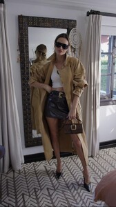 2024_10.18alessandraambrosio_1345B9AE635937ABAFA9E31442604DBA_video_dashinit.thumb.jpg.b2462fee698af5d411f961f2b79ce53b.jpg