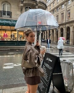 [2024.10.18] haileygrice_463906988_1096904428457619_8932703956343607053_n.jpg