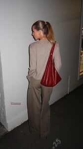 [2024.10.23] scarlett.mayer__464194915_1081423413619462_7859438119752183819_n.jpg