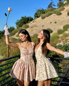 [2024.10.23] victoriajustice_464466499_18554948764006824_4840057109603607233_n.jpg