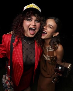 [2024.10.25] victoriajustice_464380938_18555386989006824_6515185011932315088_n.jpg