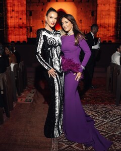 [2024.10.27] alessandraambrosio_464484096_18468315175000670_4895949804988144004_n.jpg