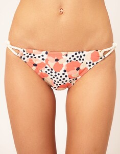 2113391-1-coral.jpg