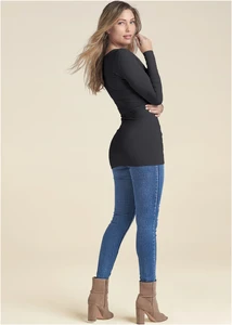 21135265_900x.jpg.webp