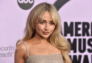 22amas-carpet_014.jpg