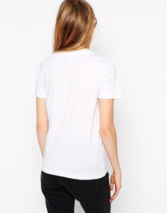 4902048-2.jpg