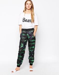 4902406-1-black.jpg
