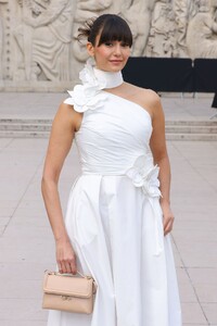 517151907_nina7-8.jpg