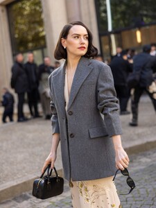 518178271_daisy-ridley-050.jpg