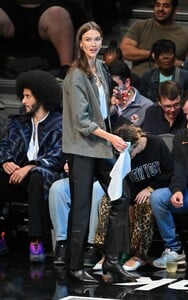 518412289_karlie-7.jpg