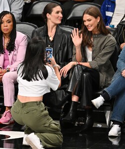 518412318_karlie-15.jpg