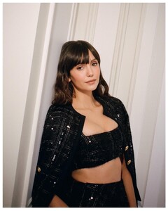 518430953_nina3-25.jpg