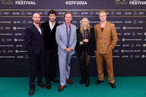 519377937_ellie-27.jpg