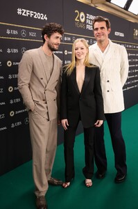 520254841_ellie-15.jpg