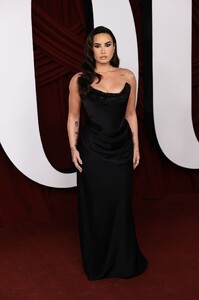 520741955_demi-6.jpg
