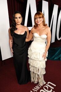 520741972_demi-10.jpg