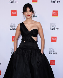 521143828_nina7-2.jpg